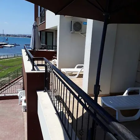 Apartament Akrotiriya